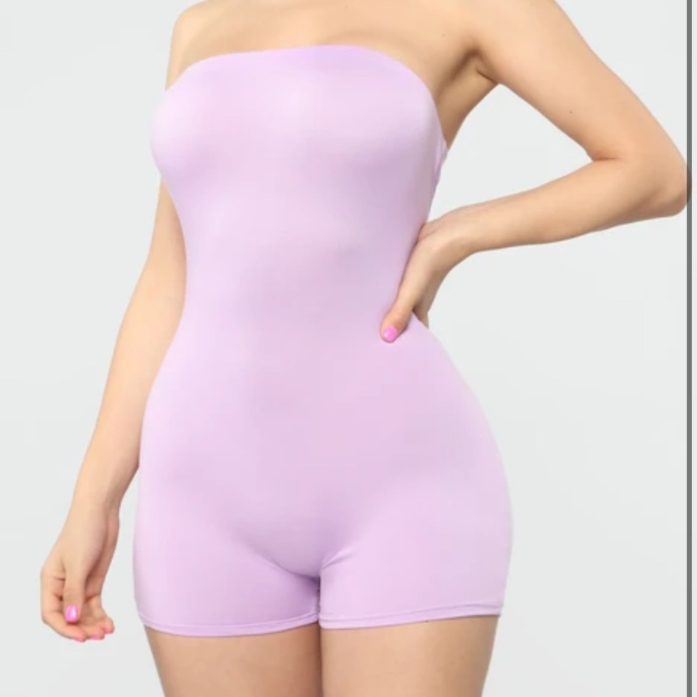 ❣️3/$25❣️ FASHION NOVA Romper NWOT